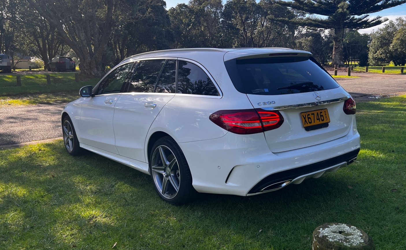 
								2016 Mercedes-Benz C 200 AMG Line Wagon 2.0L Turbo Petrol – Excellent Condition  -SOLD full									