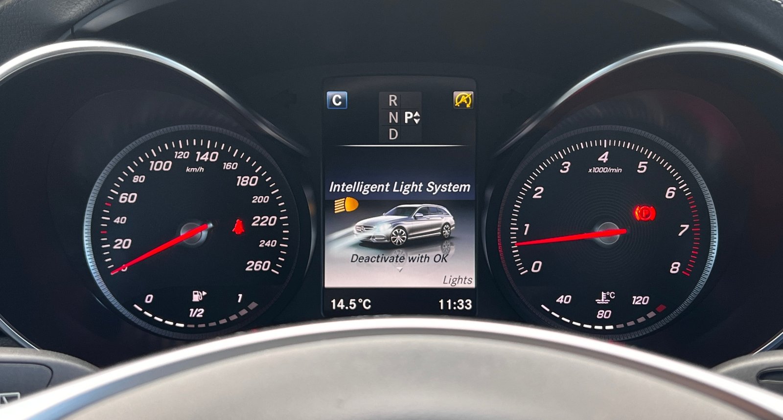 
								2016 Mercedes-Benz C 200 AMG Line Wagon 2.0L Turbo Petrol – Excellent Condition  -SOLD full									