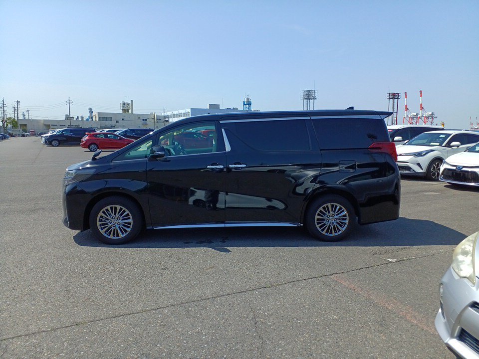 
								2021 Toyota Alphard SC 3.5 V6 4WD – Low Mileage | Excellent Condition | 7 Seater  -SOLD full									
