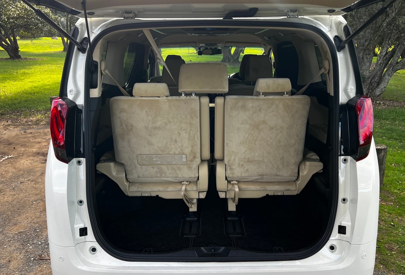 
								2017 Toyota Alphard 2.5P Hybrid 4WD 5Dr Wagon – Excellent Condition| 4.0 Auction Grade full									