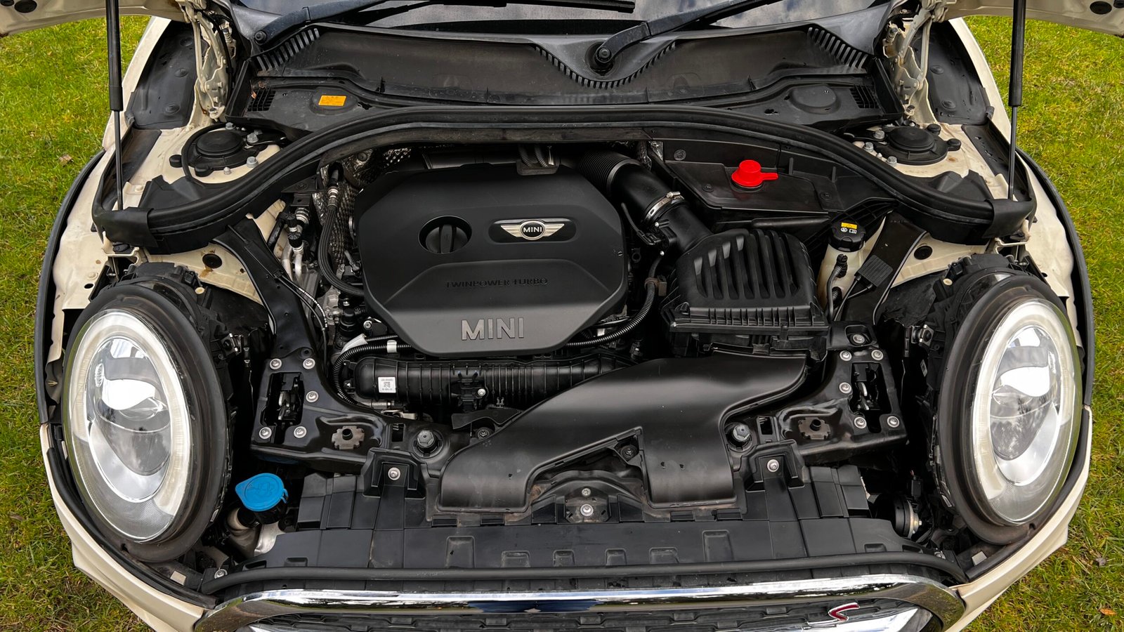 
								2016 MINI Clubman Cooper S DBA-L20 2.0T – Classic B48 Engine, Powerful Performance & Practical Space 高配高分好车低价 full									